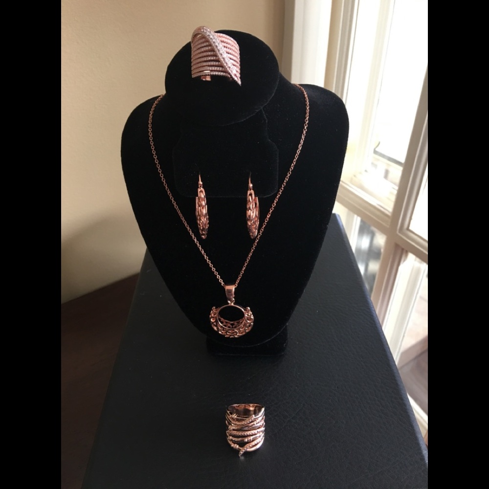 4pc Rose Gold Set
